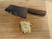 Garlic Knife 1024.jpg