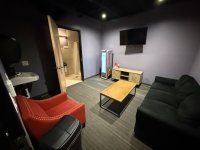 Typical Dressing Room 1024.jpg