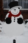 Xmas Lawn Figures 15 -Snowman in the snow -small.JPG