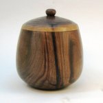 Walnut lidded pot 2.jpg