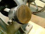 comp_rebuild_right_piston.jpg comp_rebuild_right_piston.jpg