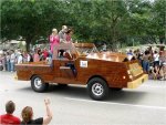 Wooden Car.02.jpg